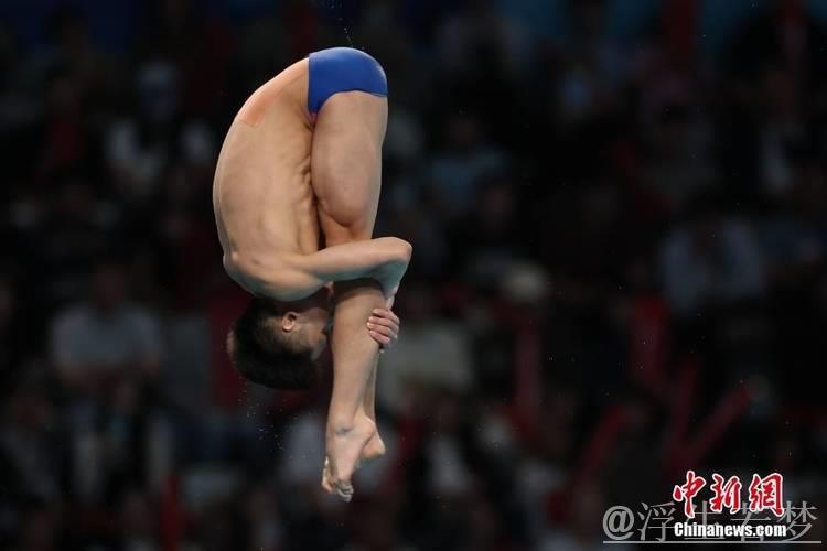 朱子峰勇夺跳水世界杯男子10米台总决赛冠军
