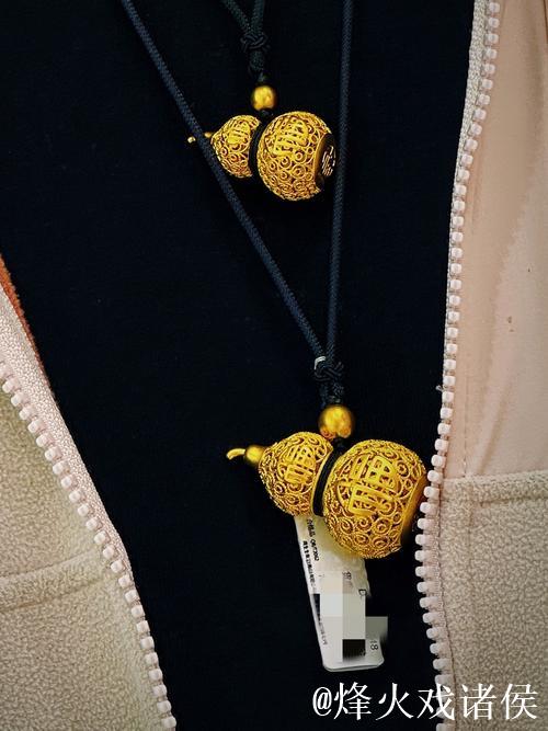 文班亚马不止参禅 还戴上了中国“福禄”葫芦